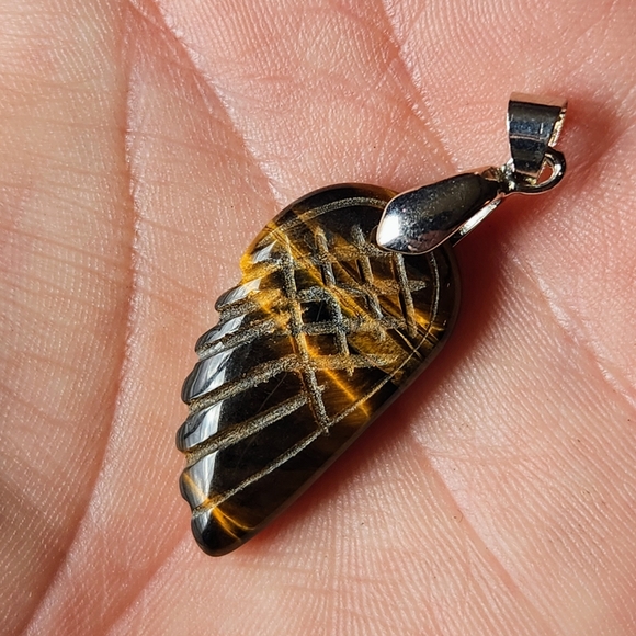 Crystal Wing Pendants! Quartz, Tigers Eye, Jasper. Angel Wings Necklace. Gems - Picture 7 of 9